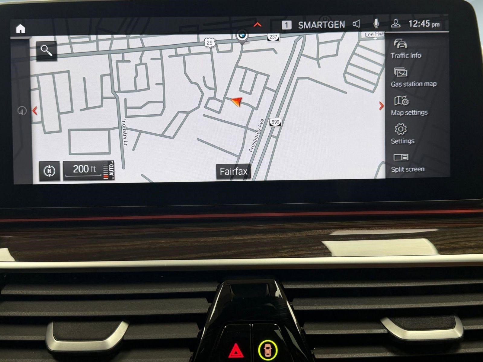 Used 2023 BMW 530i xDrive w/ Premium Package image 19