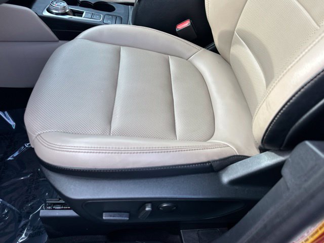 Used 2020 Ford Escape SEL AWD/4WD image 29