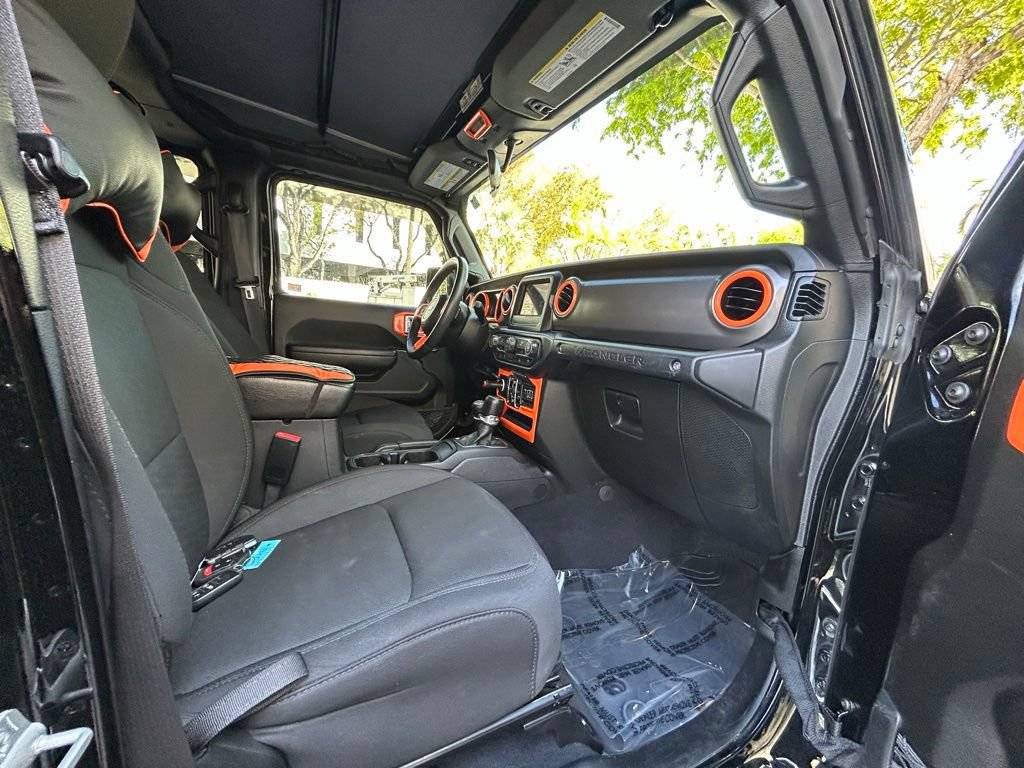 Used 2022 Jeep Wrangler Unlimited Sport AWD/4WD image 33