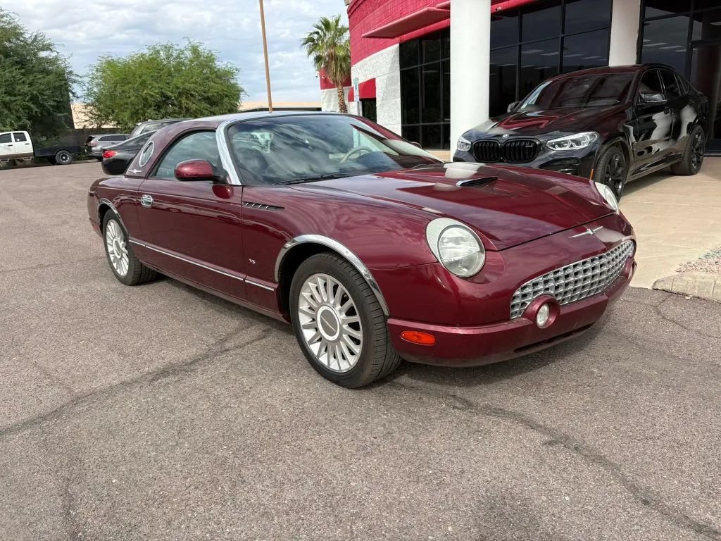 Used 2004 Ford Thunderbird RWD image 4