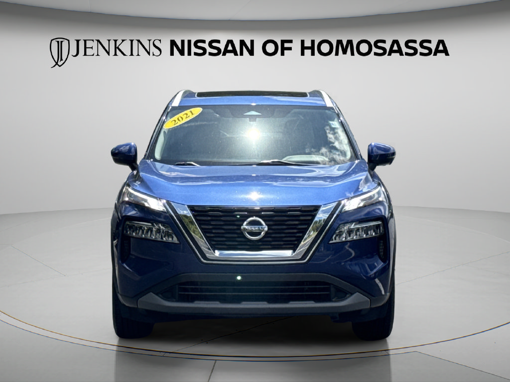 Certified 2021 Nissan Rogue SV w/ Premium Package FWD image 3