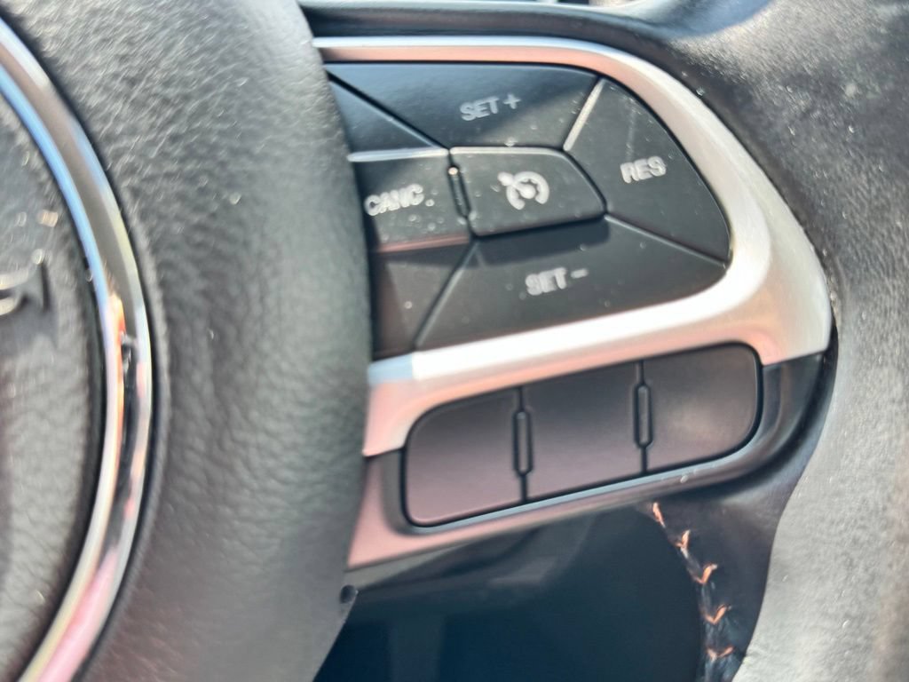 Used 2019 Jeep Compass Latitude w/ Popular Equipment Group AWD/4WD image 34