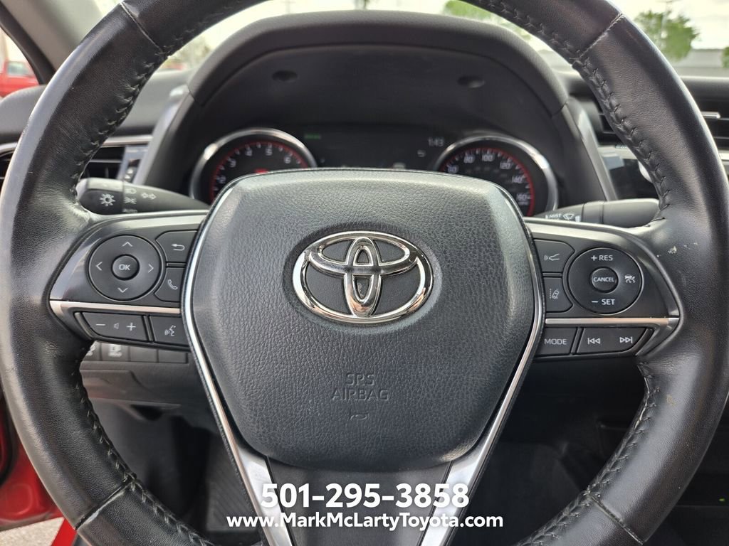 Used 2019 Toyota Camry XSE FWD image 21