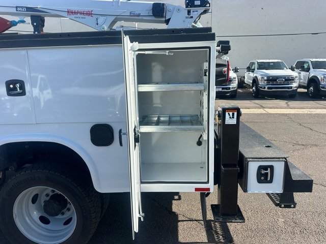 New 2024 Ford F550 4x4 Crew Cab Super Duty image 18