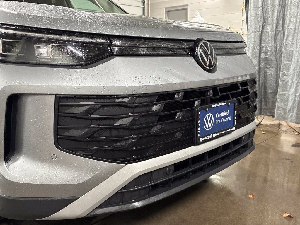 Used 2026 Volkswagen Tiguan SE w/ Panoramic Sunroof Package AWD/4WD image 48