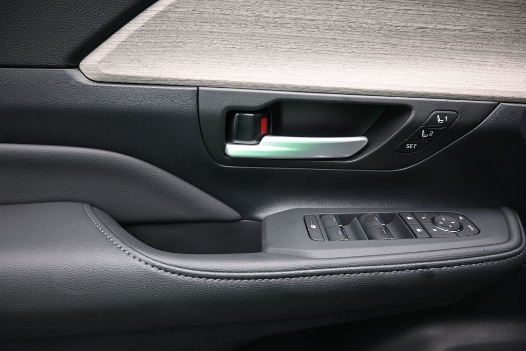 New 2026 Toyota Grand Highlander AWD Hybrid image 20