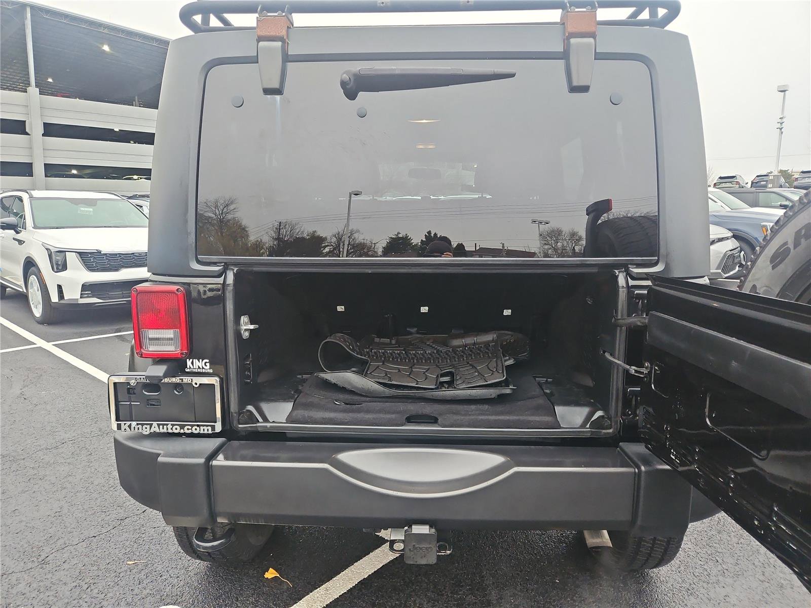 Used 2016 Jeep Wrangler Unlimited Sport image 5