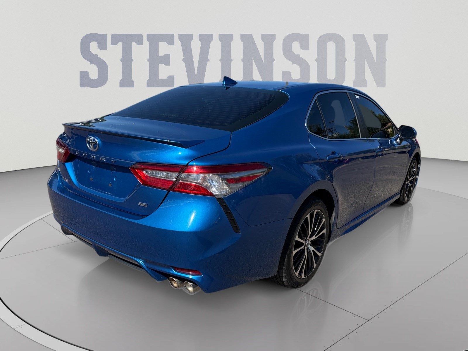 Used 2019 Toyota Camry SE FWD image 5