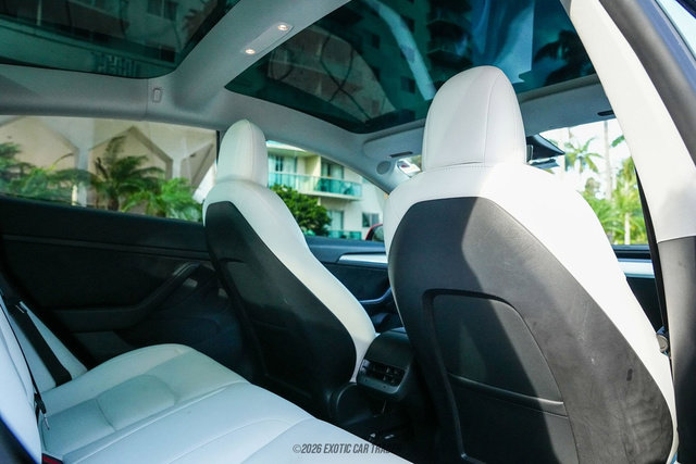 Used 2022 Tesla Model 3 Performance image 37