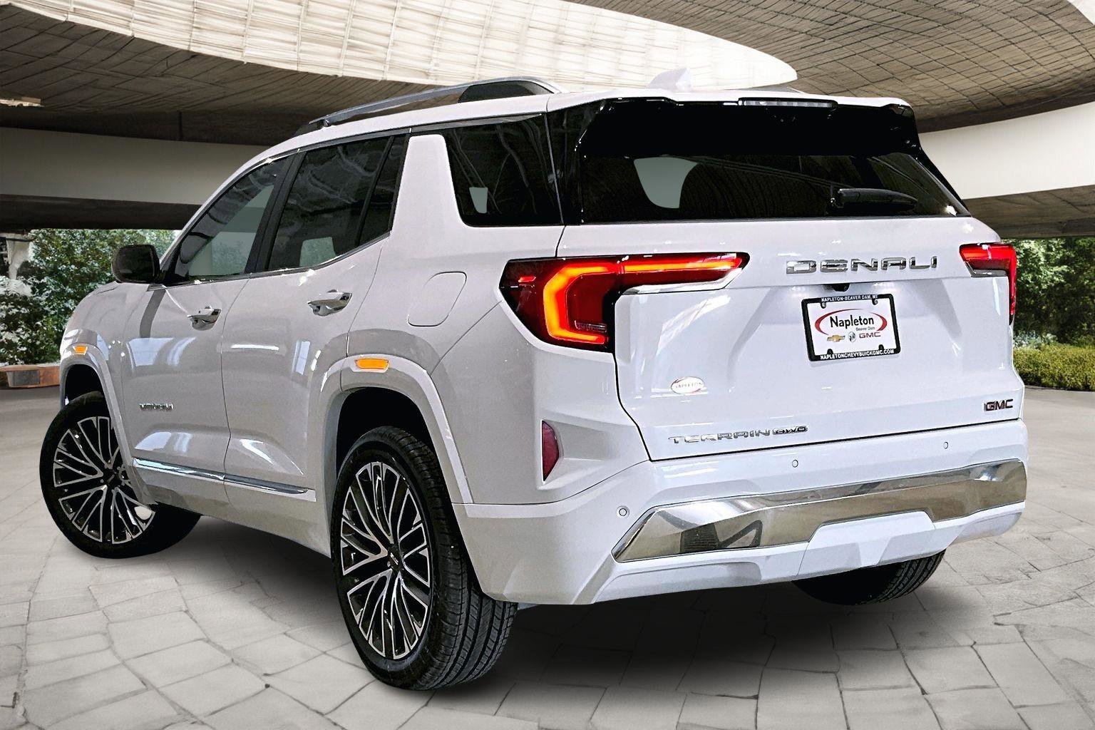 New 2026 GMC Terrain Denali image 3