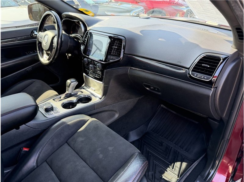 Used 2020 Jeep Grand Cherokee Trailhawk AWD/4WD image 31