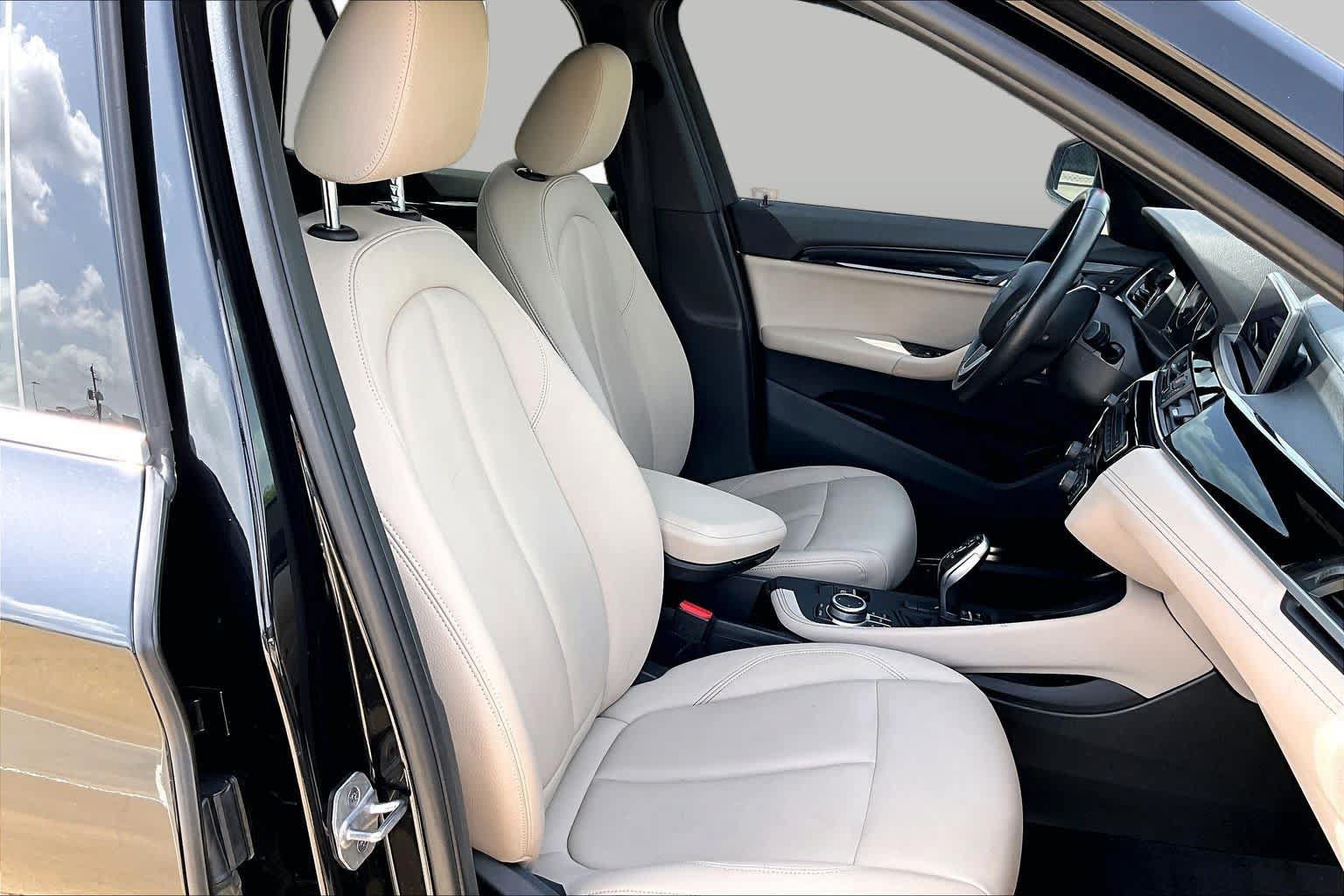 Used 2020 BMW X1 sDrive28i w/ Convenience Package FWD image 9