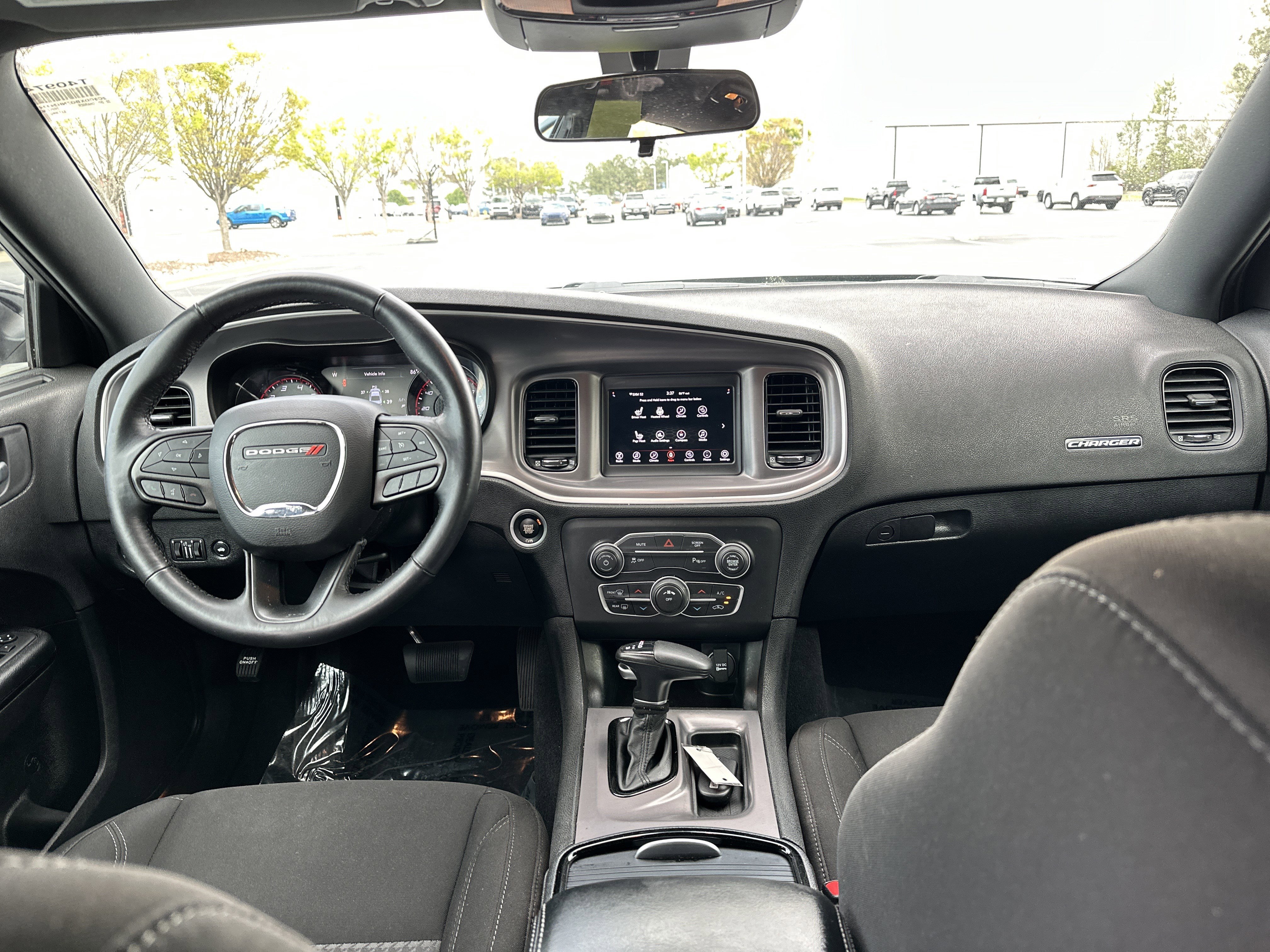 Used 2022 Dodge Charger SXT w/ Blacktop Package image 29