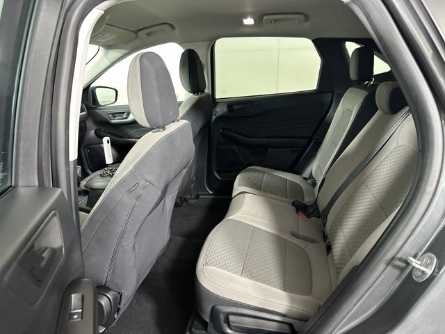 Used 2022 Ford Escape SE w/ Cold Weather Package image 24