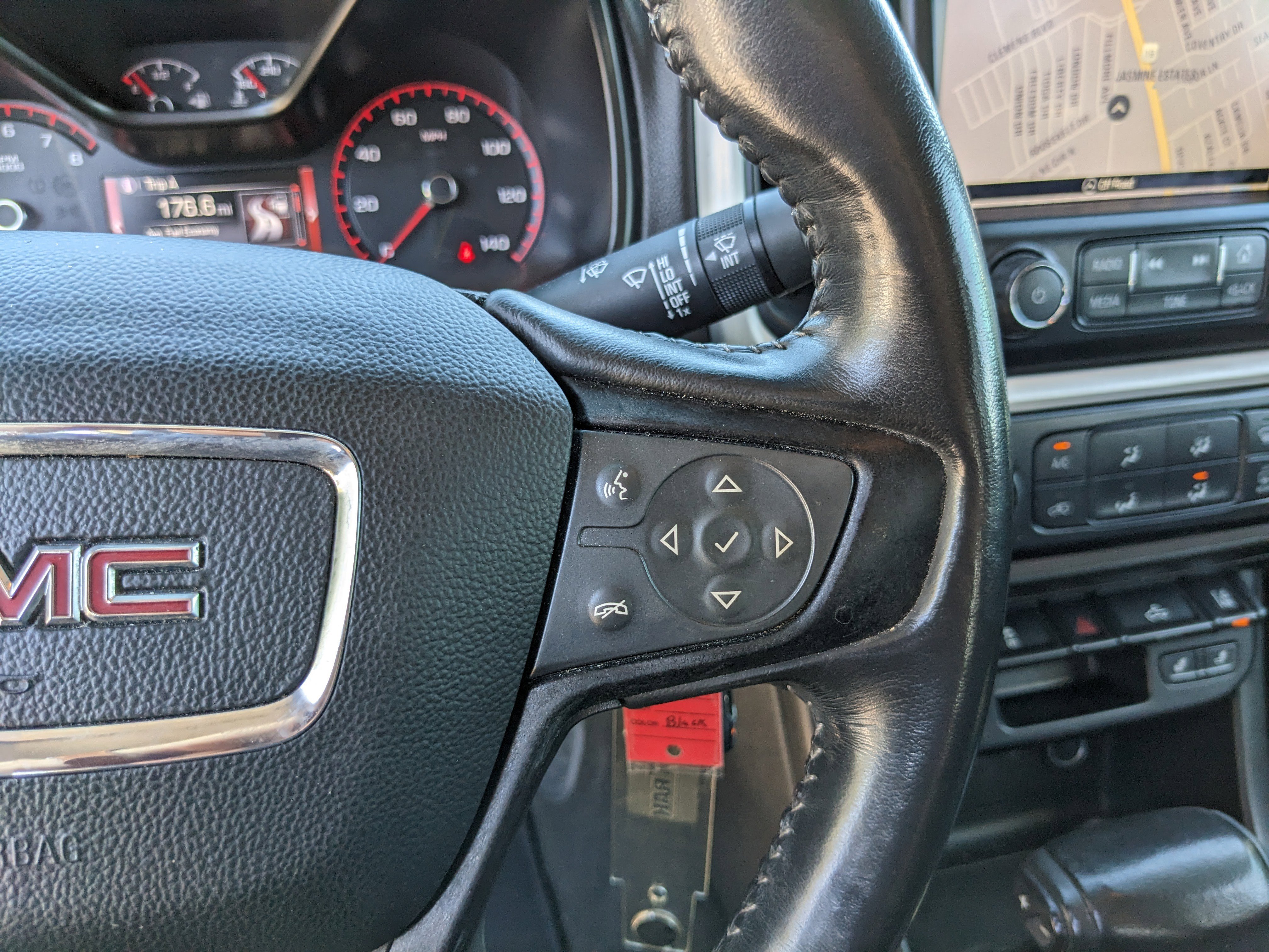 Used 2016 GMC Canyon SLT w/ Driver Alert Package image 27