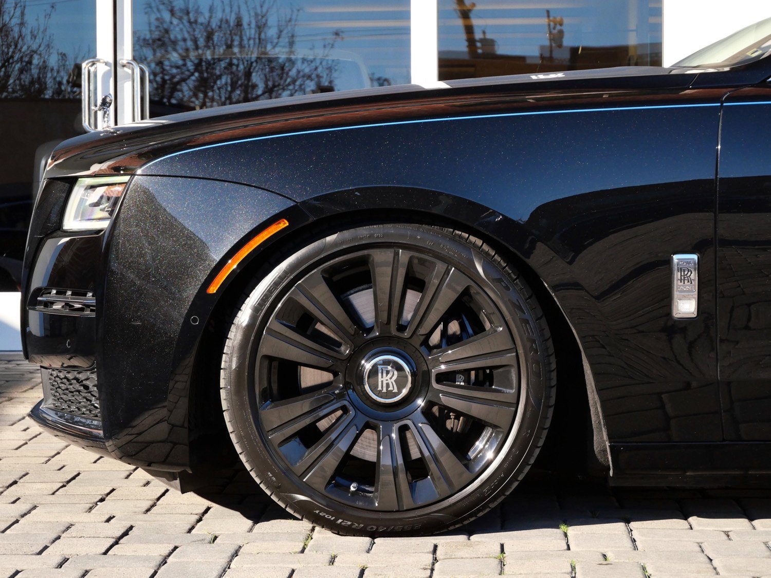 Used 2023 Rolls-Royce Ghost image 12