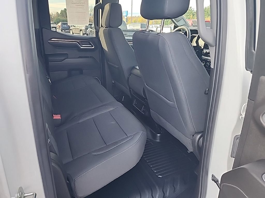 Used 2022 Chevrolet Silverado 1500 LT image 14