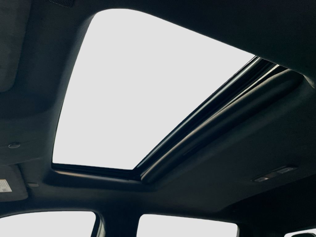 Used 2024 GMC Sierra 1500 AT4X image 16