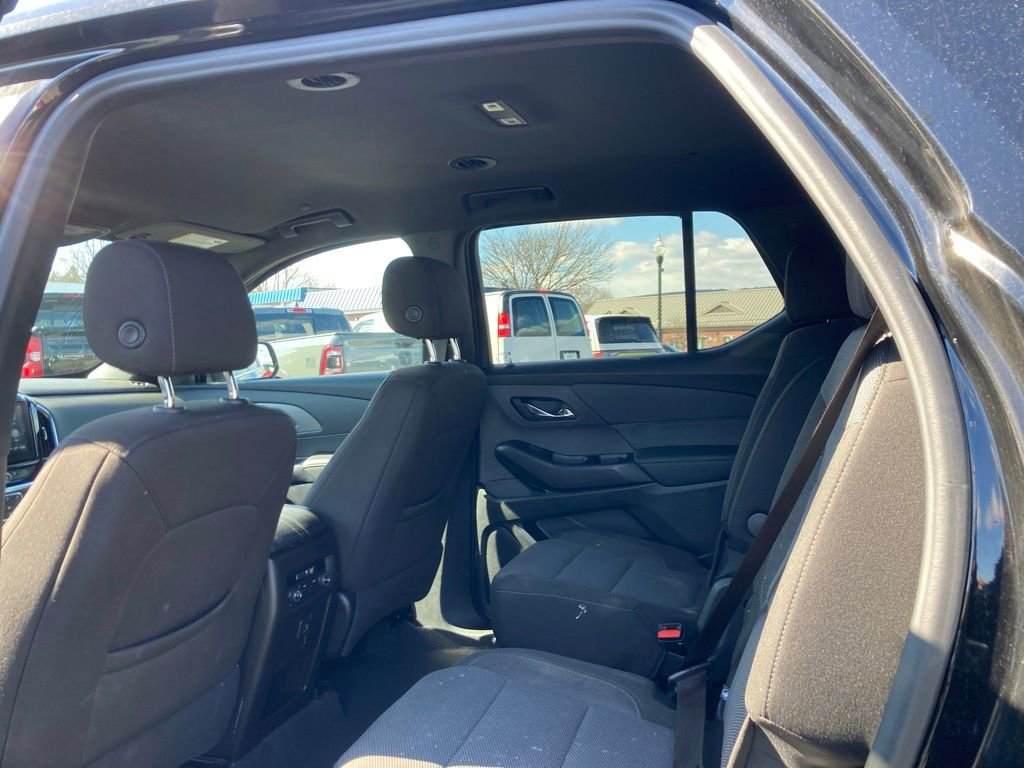 Used 2023 Chevrolet Traverse LT AWD/4WD image 21