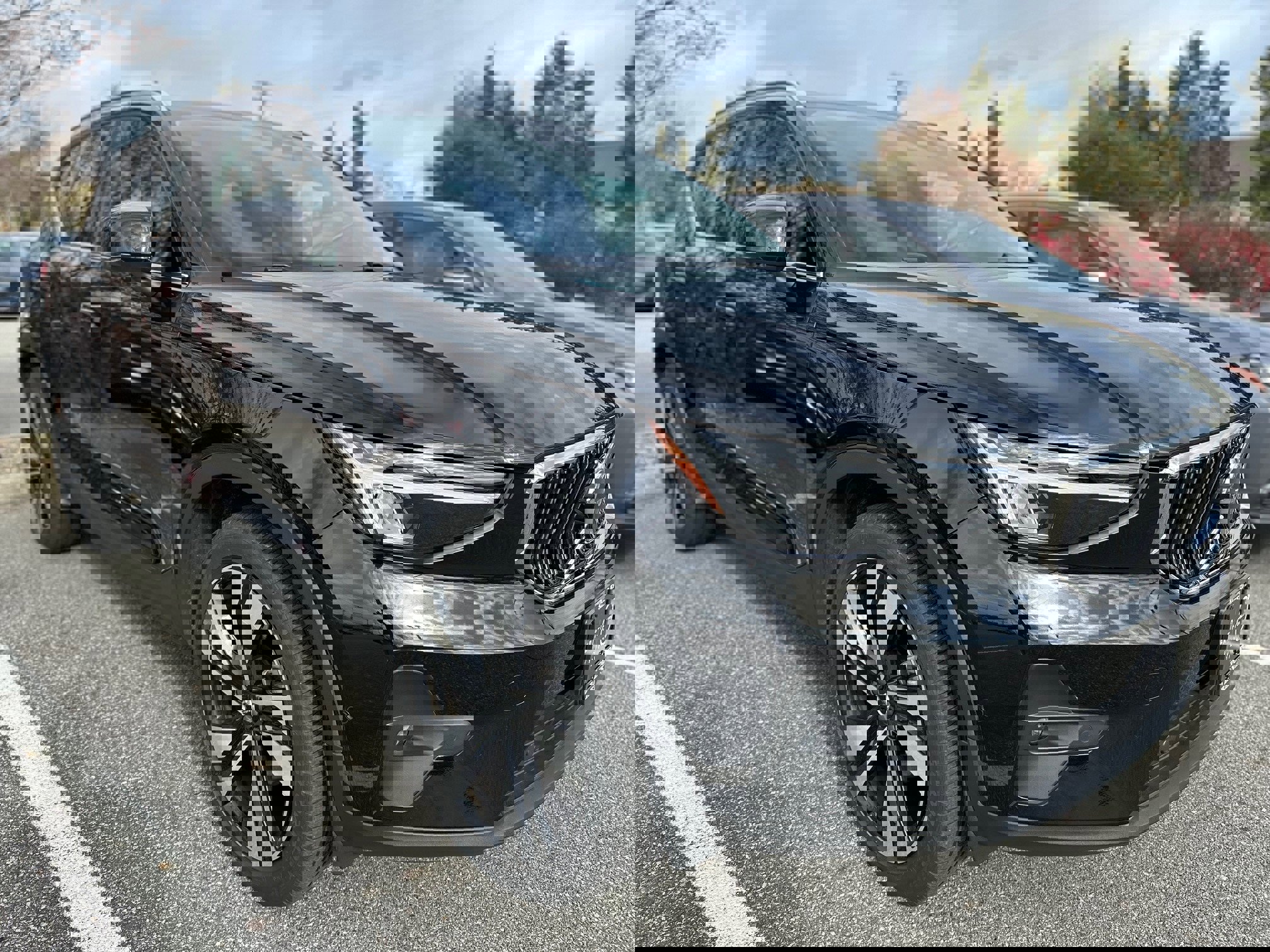 Certified 2025 Volvo XC40 B5 Plus