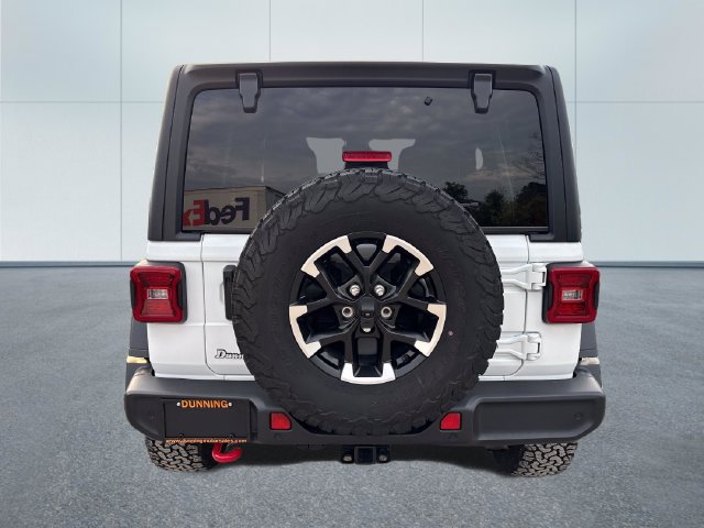 Used 2024 Jeep Wrangler Unlimited Rubicon w/ Technology Group AWD/4WD image 3