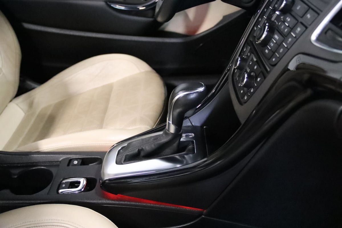 Used 2018 Buick Cascada Premium FWD image 70