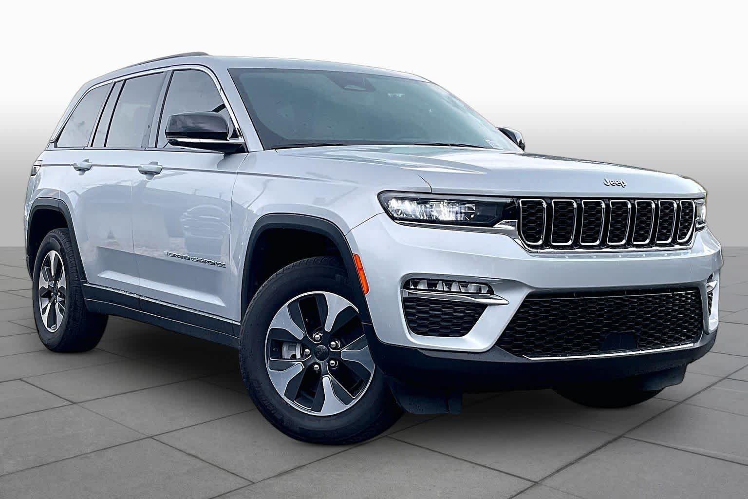 Used 2024 Jeep Grand Cherokee Limited 4xe AWD/4WD image 5
