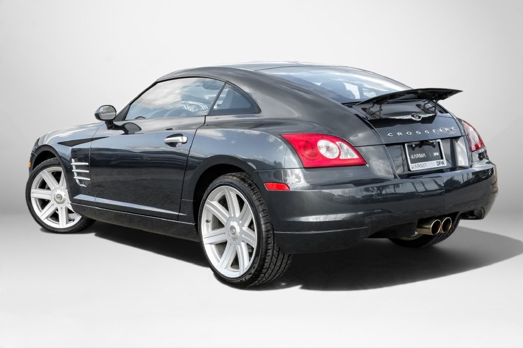 Used 2006 Chrysler Crossfire Limited RWD image 8