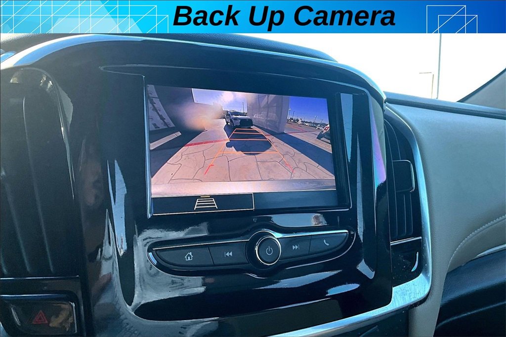 Used 2023 Chevrolet Traverse LS w/ Safety Package image 14