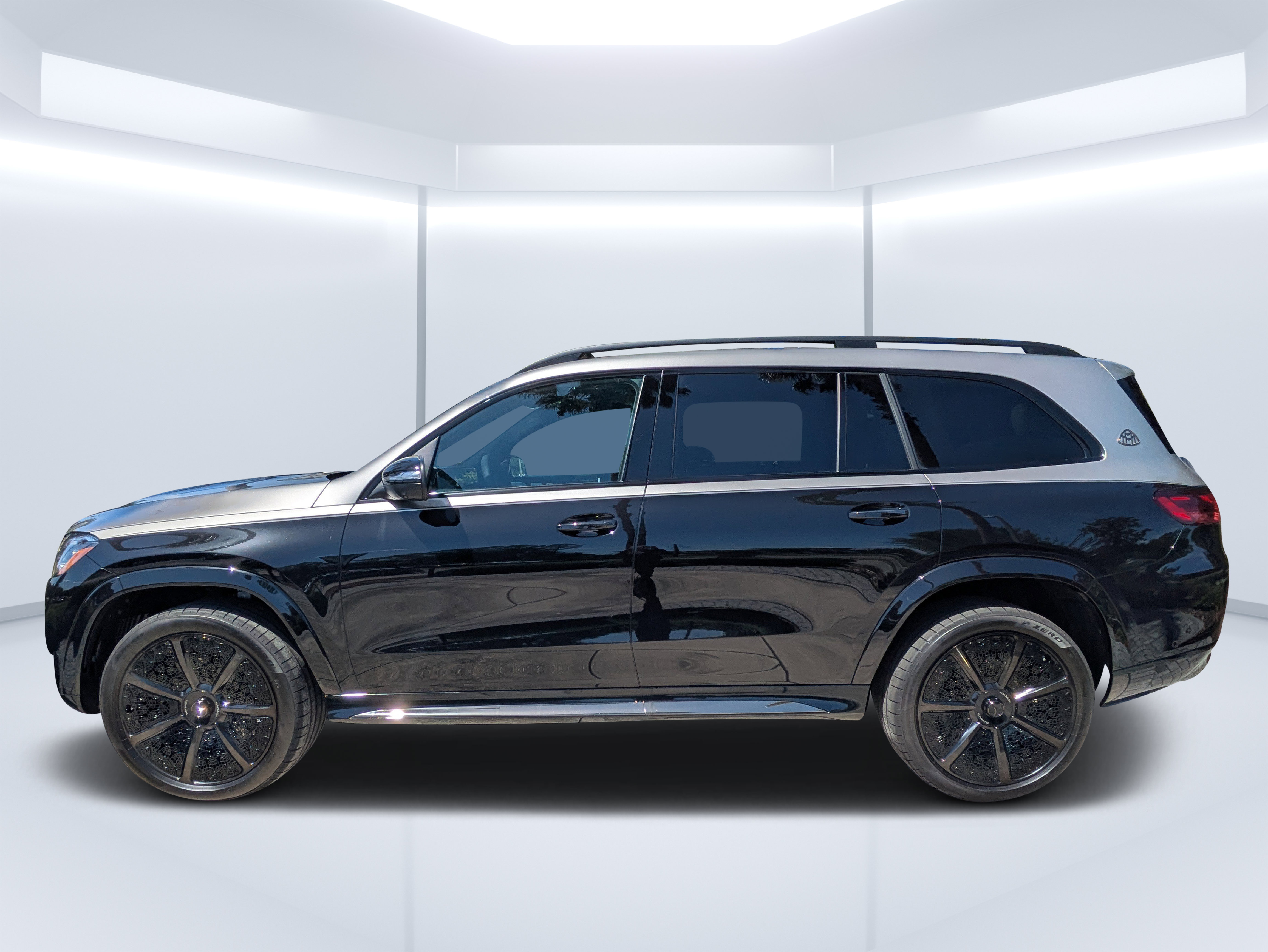 New 2026 Mercedes-Benz Maybach GLS 600 4MATIC image 6