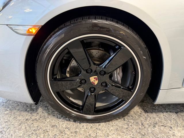 Used 2016 Porsche Cayman RWD image 19