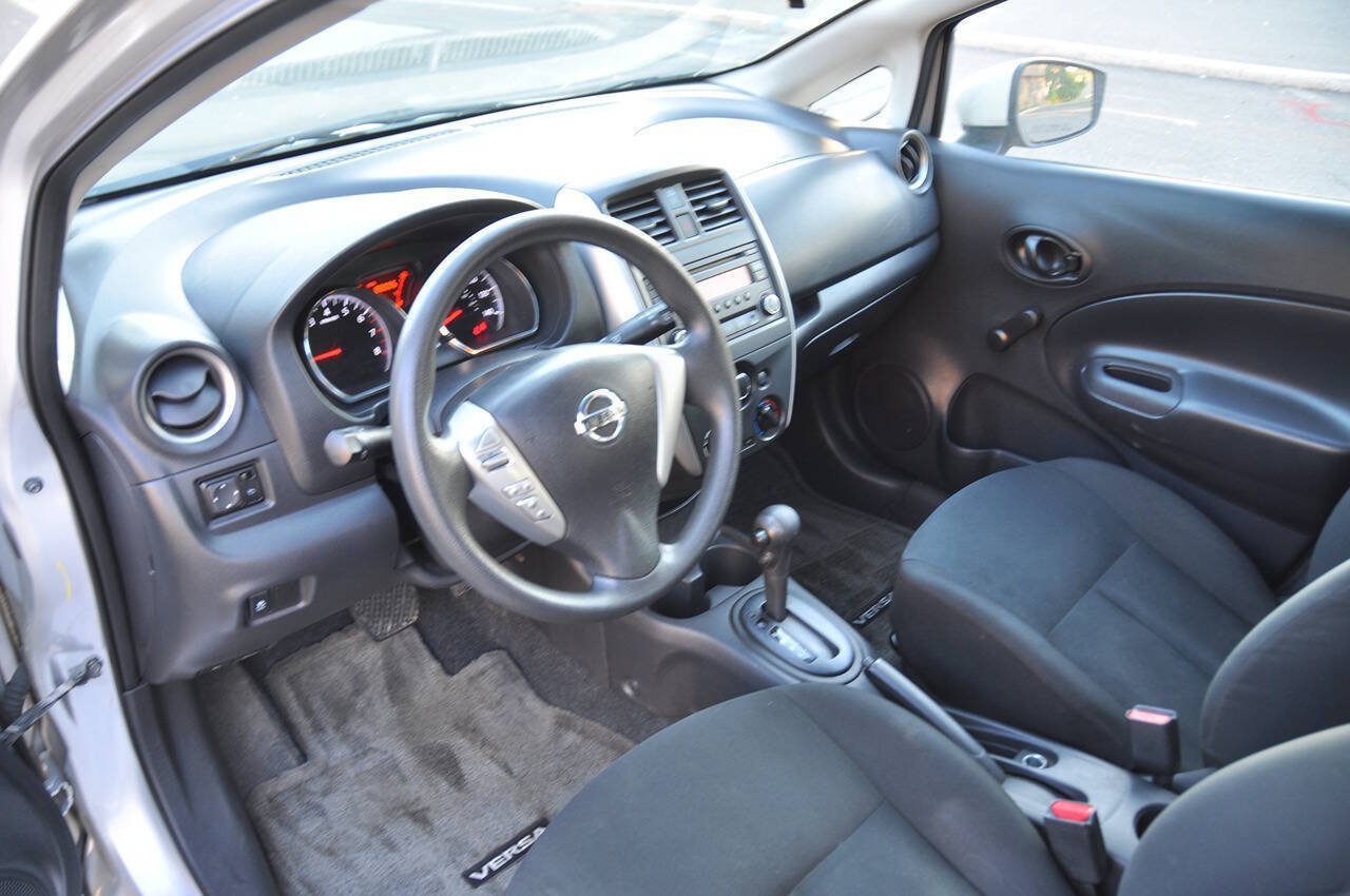 Used 2015 Nissan Versa Note S Plus FWD image 19