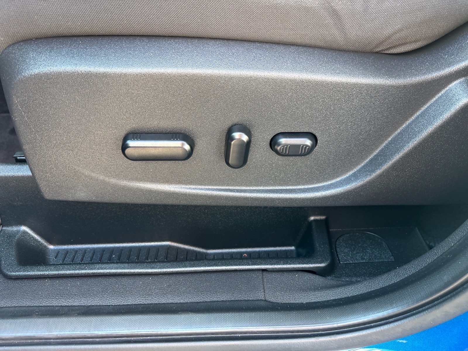 Used 2018 Ford Escape SE AWD/4WD image 12