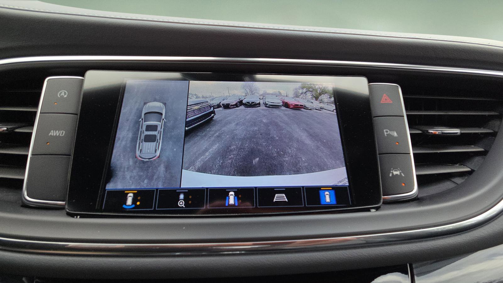 Used 2024 Buick Enclave Premium image 35