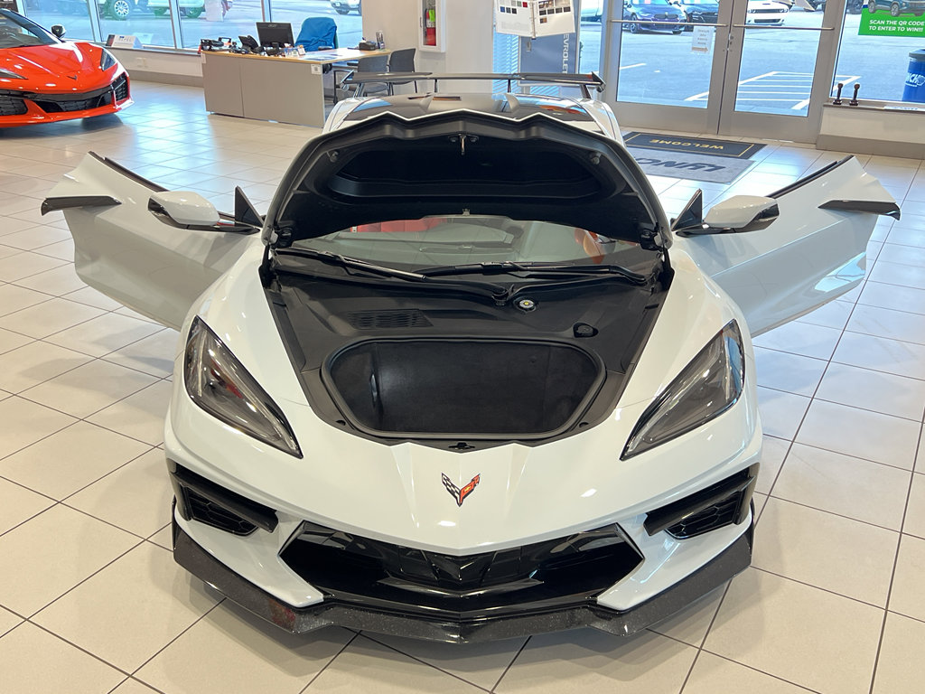 Used 2022 Chevrolet Corvette 1LT image 36