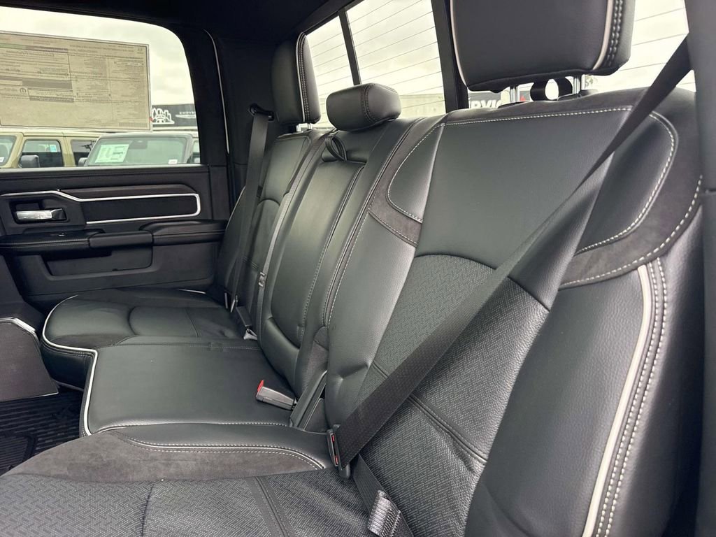 New 2026 RAM 3500 Laramie AWD/4WD image 15