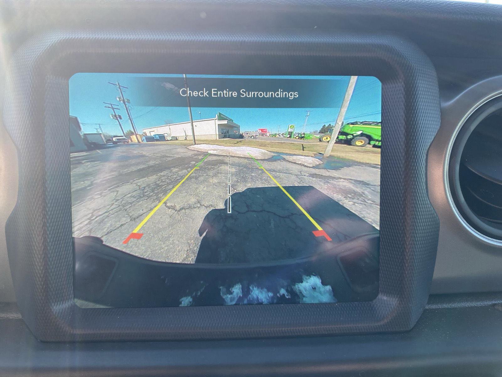 Used 2022 Jeep Gladiator Sport image 17