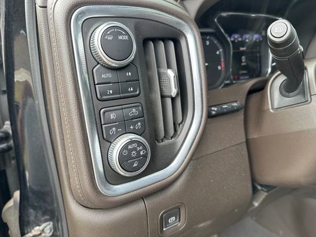 Used 2023 GMC Sierra 3500 Denali w/ Denali Ultimate Package image 16
