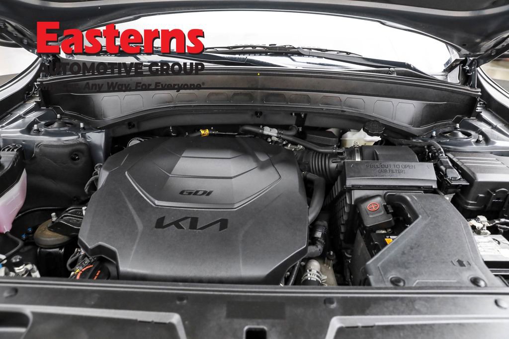 Used 2022 Kia Telluride LX image 7