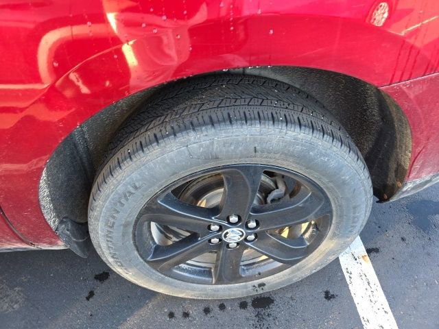 Used 2023 Buick Enclave Essence w/ Experience Buick Package image 5