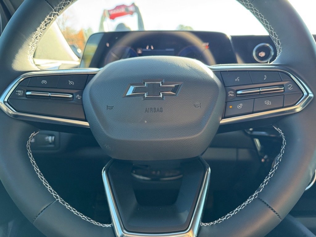 New 2026 Chevrolet Blazer EV LT image 13