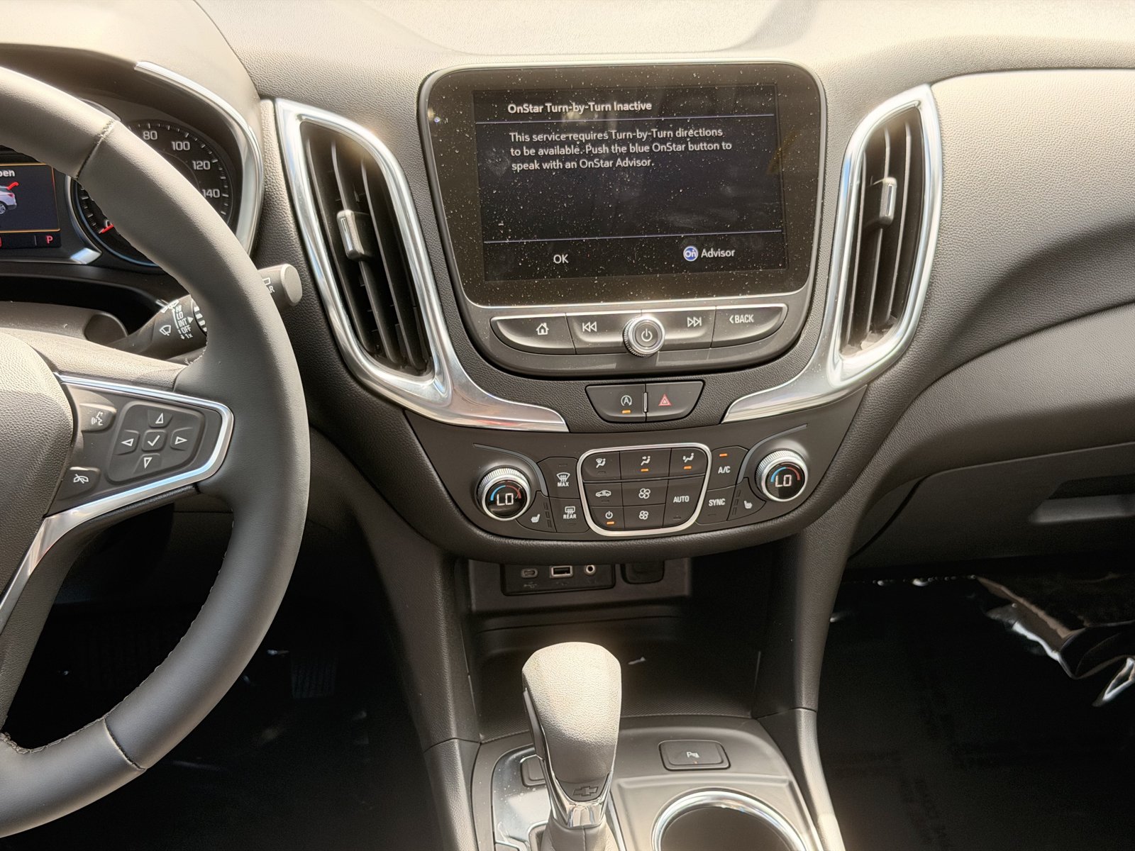 Used 2024 Chevrolet Equinox LT AWD/4WD image 31