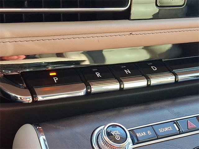 Used 2022 Lincoln Aviator Reserve w/ Elements Package Plus image 15