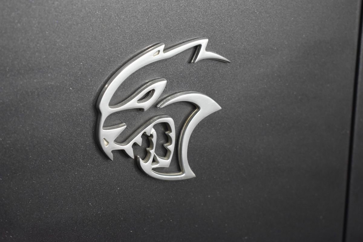 Used 2019 Dodge Challenger SRT Hellcat w/ Alcantara Appearance Package image 32