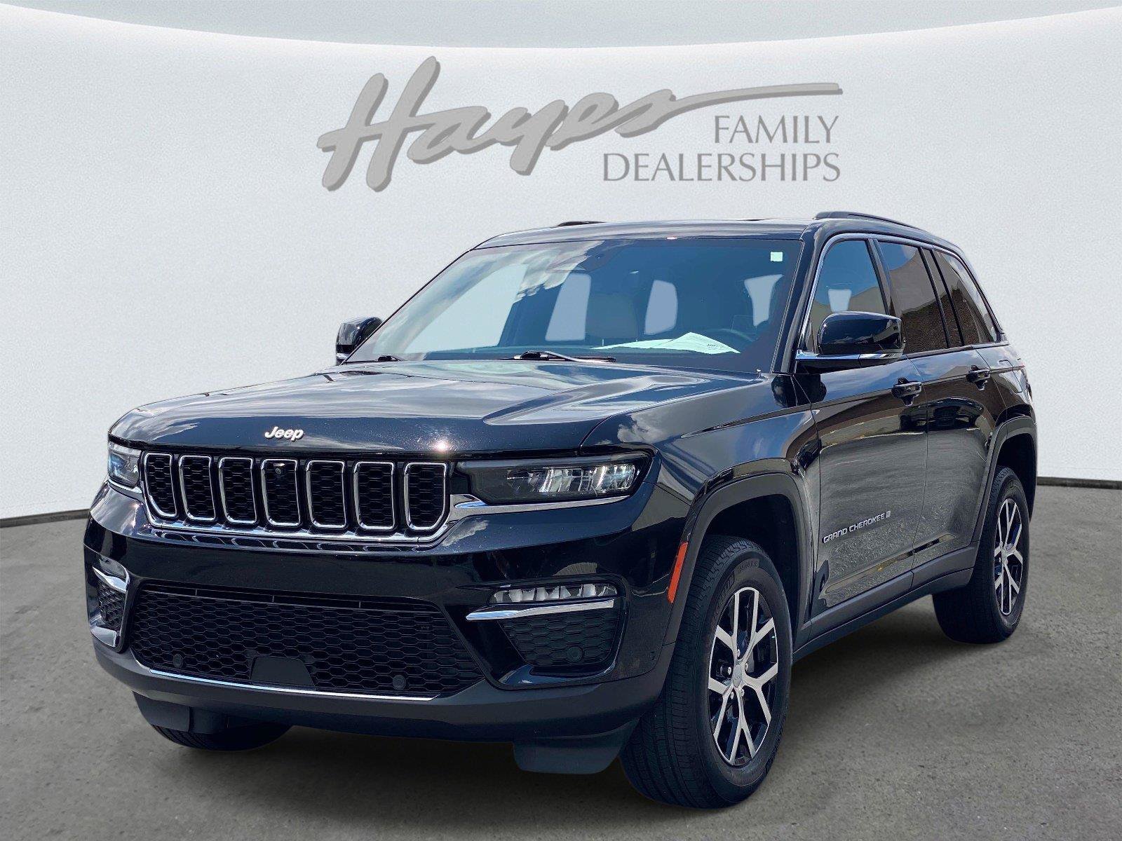 Used 2024 Jeep Grand Cherokee Limited w/ Luxury Tech Group II RWD image 10