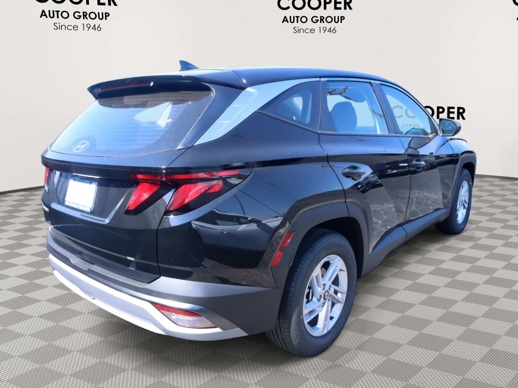 New 2026 Hyundai Tucson SE image 7