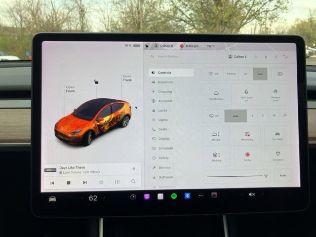 Used 2021 Tesla Model Y Long Range image 15