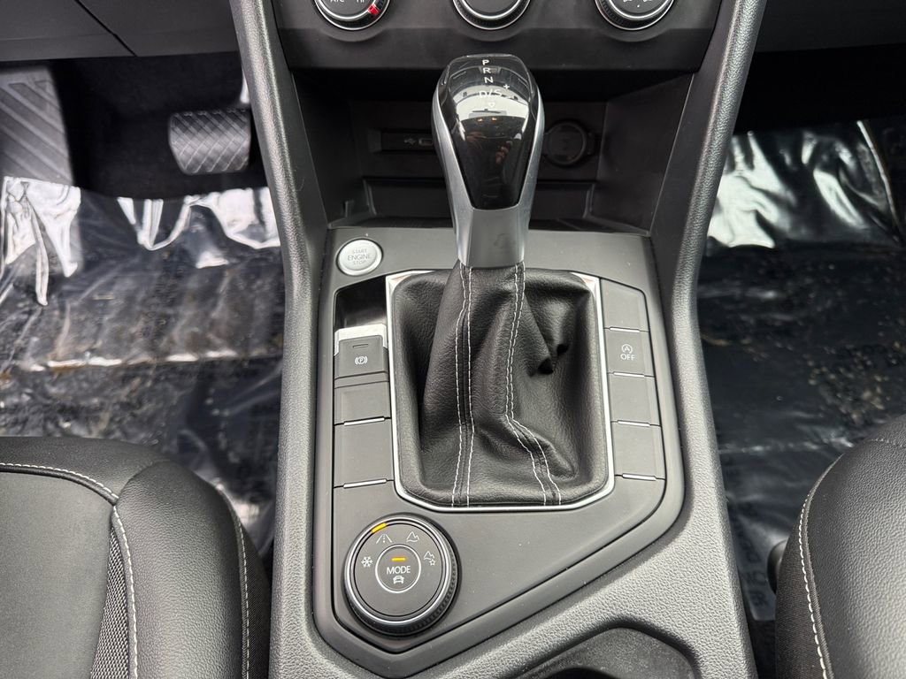 Used 2022 Volkswagen Taos SE image 17