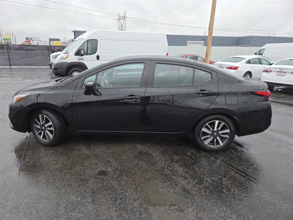 Used 2021 Nissan Versa SV image 14