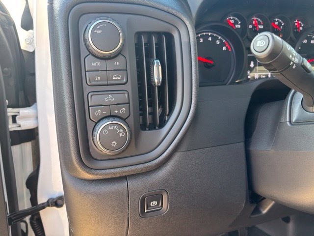 New 2026 Chevrolet Silverado 1500 Custom AWD/4WD image 18